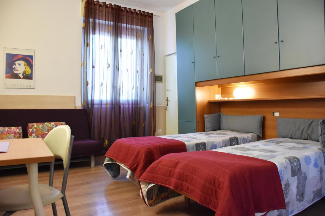 B&B Via Roma ベルナーテ・ティチーノ エクステリア 写真